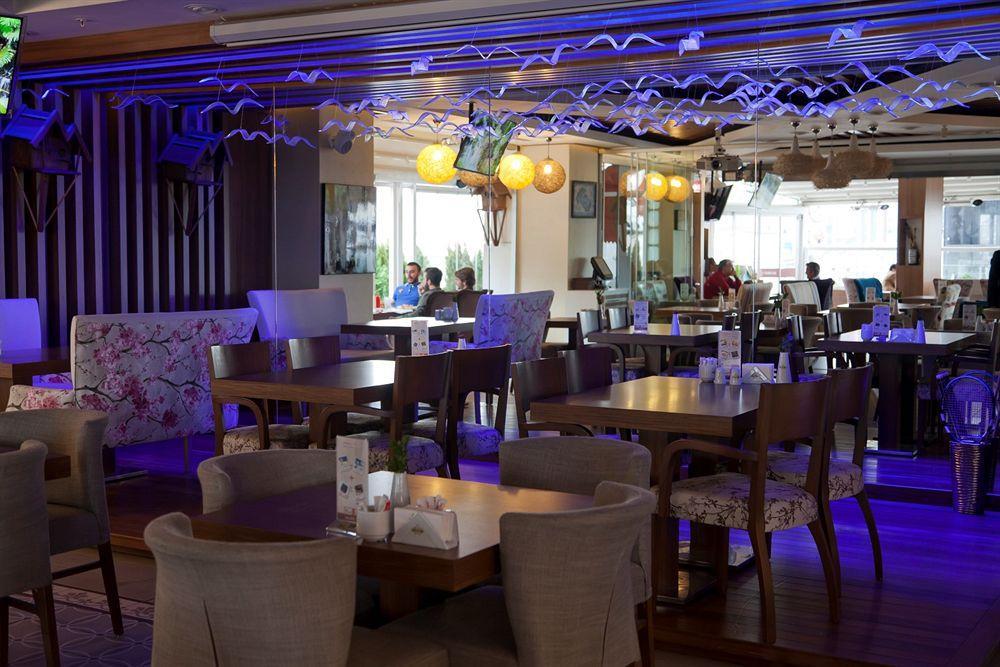 Grand Plaza Hotel Istanboel Buitenkant foto